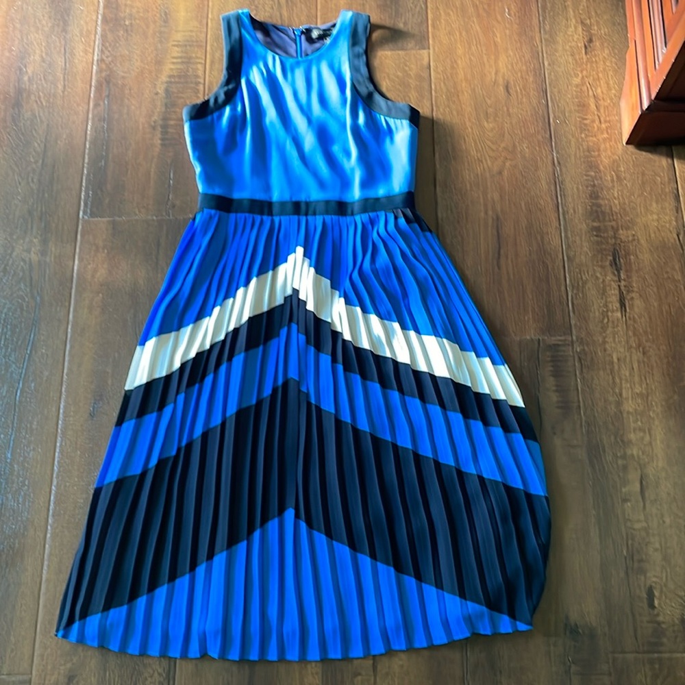Banana Republic midi dress size 2P
